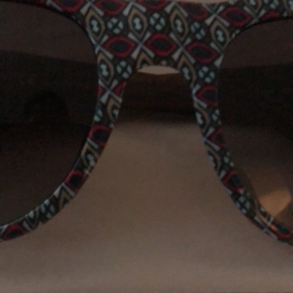 Tory Burch Sunglasses - Picture 5 of 9